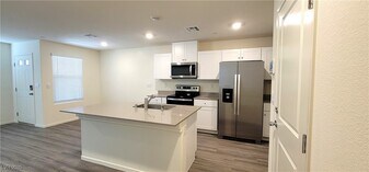 1900 Omaggio Pl in Henderson, NV - Building Photo