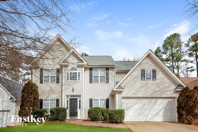 property at 1215 Oakdale Commons Ct