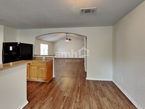 2211 Colorado Bnd in San Antonio, TX - Building Photo - Building Photo