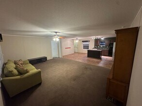 2633 CR 429 in Cleburne, TX - Building Photo - Building Photo