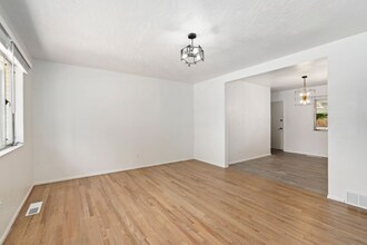 1007 Redwood Dr in Loveland, CO - Building Photo - Building Photo