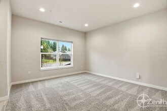 18212 NE 47th Ave in Vancouver, WA - Building Photo - Building Photo