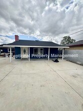 8047 Laurel Ave in Fontana, CA - Building Photo - Building Photo