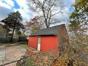 77 Pineaire Ave in Farmingville, NY - Building Photo - Building Photo