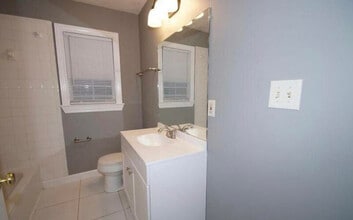 212 N Eastern St in Greenville, NC - Building Photo - Building Photo