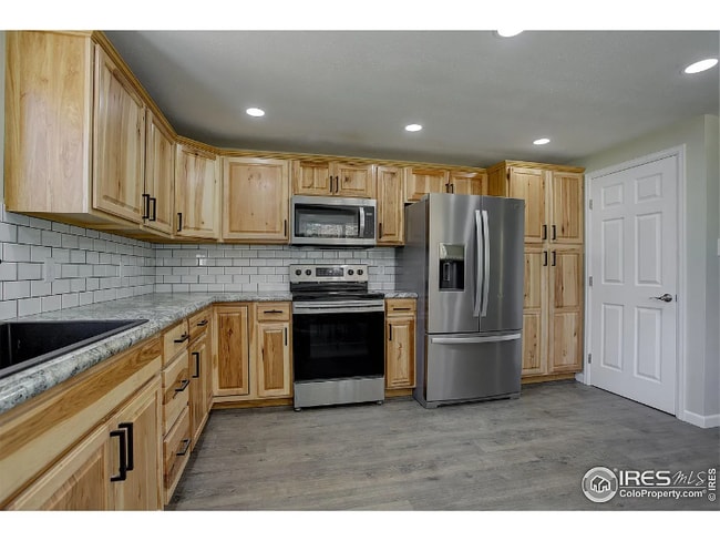 2125 S U.S. Hwy 287 in Berthoud, CO - Foto de edificio - Building Photo