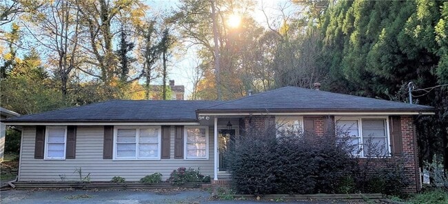 property at 317 W Wieuca Rd NE