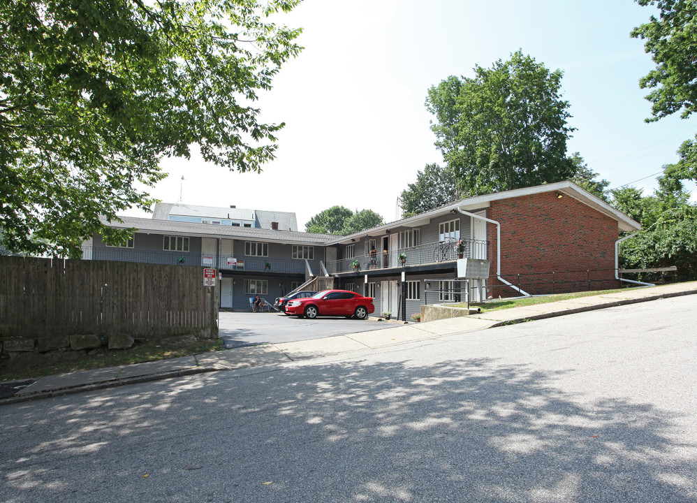 6 Redden Ave in New London, CT - Foto de edificio