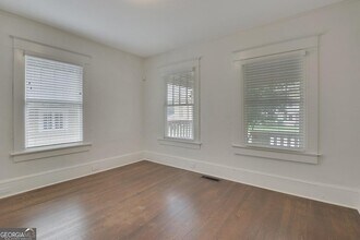 860 Metropolitan Pkwy SW in Atlanta, GA - Building Photo - Building Photo