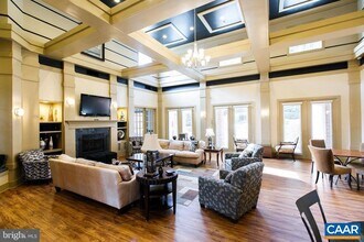 135 Yellowstone Dr in Charlottesville, VA - Building Photo - Building Photo