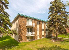 11910 103rd St NW in Edmonton, AB - Building Photo