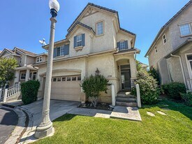 27108 Westview Ln in Santa Clarita, CA - Building Photo