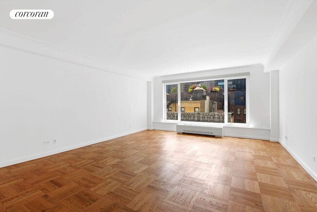 200 Central Park S in New York, NY - Foto de edificio - Building Photo