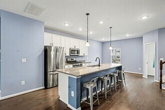 2444 Drake Ln in Fredericksburg, VA - Building Photo - Building Photo