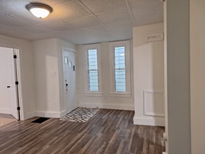 11 Jefferson St in Newark, OH - Building Photo - Building Photo