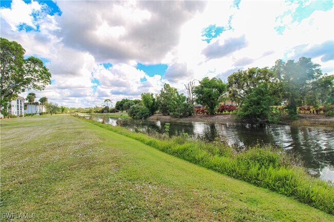 property at 5635 Rattlesnake Hammock Rd