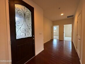 9885 Kerrydale Ct in Reno, NV - Building Photo - Building Photo