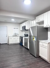 1532 Holbrook St in Baltimore, MD - Foto de edificio - Building Photo