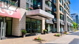 101 Richmond Rd, Unit 302 in Ottawa, ON - Building Photo