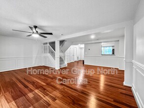230 Water Oak Dr in Pineville, NC - Building Photo - Building Photo