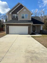 406 Sundown Ct in Hubert, NC - Building Photo