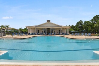 Beach House at Amelia in Yulee, FL - Foto de edificio - Building Photo