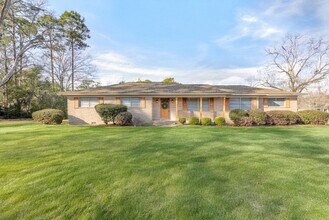 523 Pitt Moore Rd in Statesboro, GA - Building Photo - Building Photo