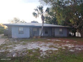 2917 Allison Ave in Panama City, FL - Building Photo