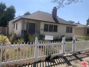 2807 Glendon Ave in Los Angeles, CA - Building Photo - Building Photo
