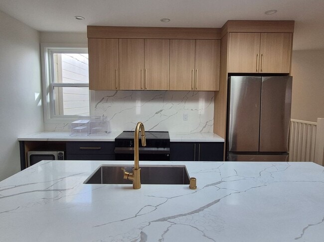 property at 723 38th Ave