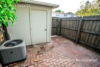 4216 La Dega Ct in Tampa, FL - Building Photo - Building Photo