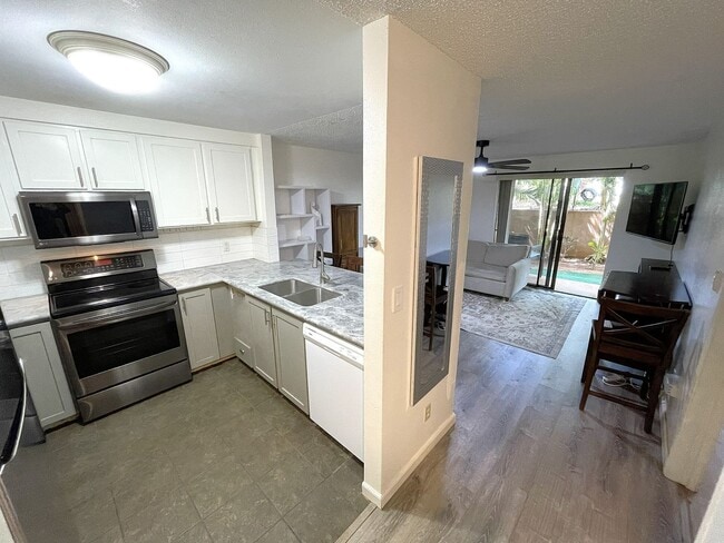 property at 2747 S Kihei Rd