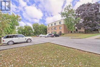 136 Scanlon Ave in Bradford West Gwillimbury, ON - Building Photo - Building Photo