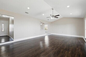 2925 Portales Dr in Fort Worth, TX - Building Photo - Building Photo