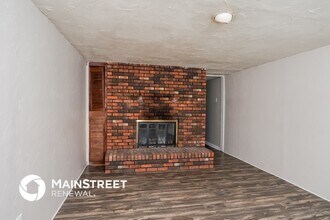 8204 Rochelle Rd in Louisville, KY - Building Photo - Building Photo