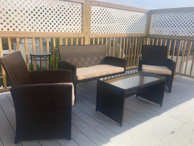 291 Silver St, Unit 3
