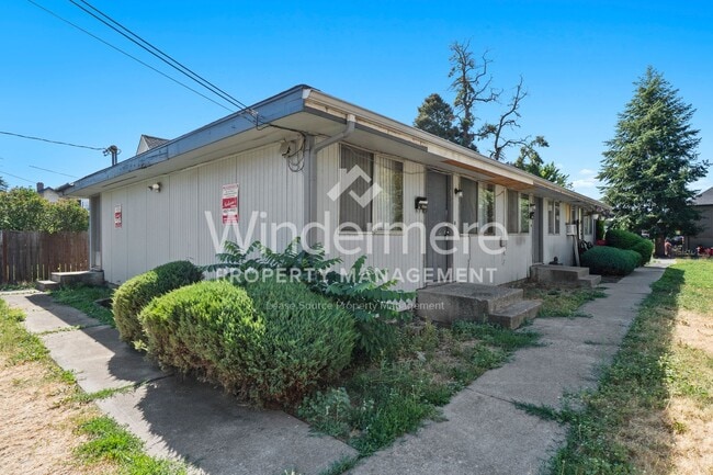property at 816 W Cleveland Ave