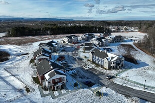 Hudson on Nine in Selkirk, NY - Building Photo