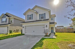 1052 Grayson Ave in Hinesville, GA - Building Photo