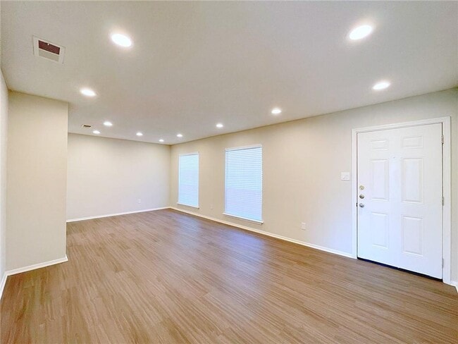 11807 Knights Bridge in Austin, TX - Building Photo - Building Photo