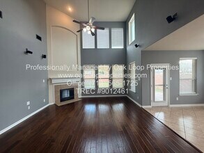 2709 Autumn Falls Dr in Pearland, TX - Building Photo - Building Photo