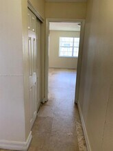 505 NW 177th St in Miami Gardens, FL - Foto de edificio - Building Photo