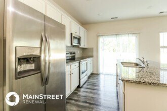 13021 Joclaire Ct in Charlotte, NC - Building Photo - Building Photo