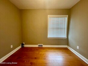 4611 Beaver Rd in Louisville, KY - Building Photo - Building Photo