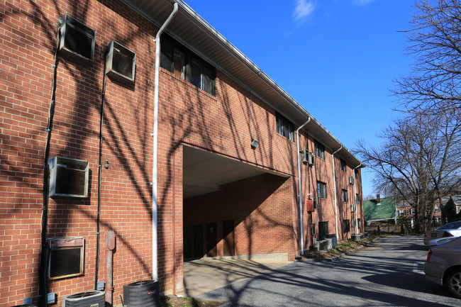 Overlook House in Baltimore, MD - Building Photo - Building Photo