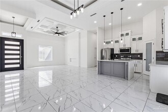 22 N Chula Vista St in Pharr, TX - Building Photo - Building Photo