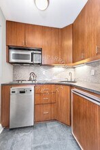 348 E 89th St in New York, NY - Building Photo - Building Photo