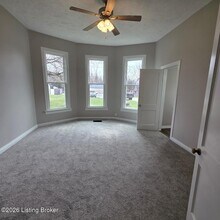 2465 Chapeze Ln in Shepherdsville, KY - Building Photo - Building Photo