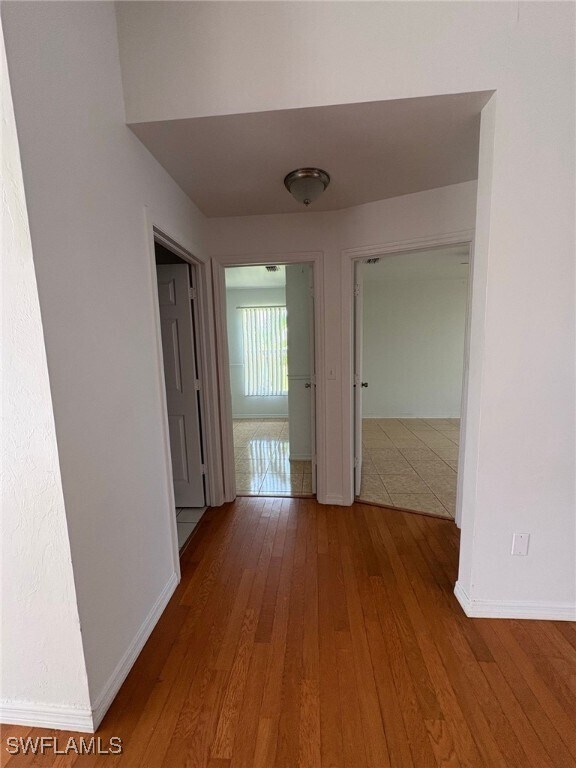 2025 NW 7th Pl in Cape Coral, FL - Foto de edificio - Building Photo