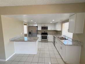 4637 W Vista Ave in Glendale, AZ - Building Photo - Building Photo